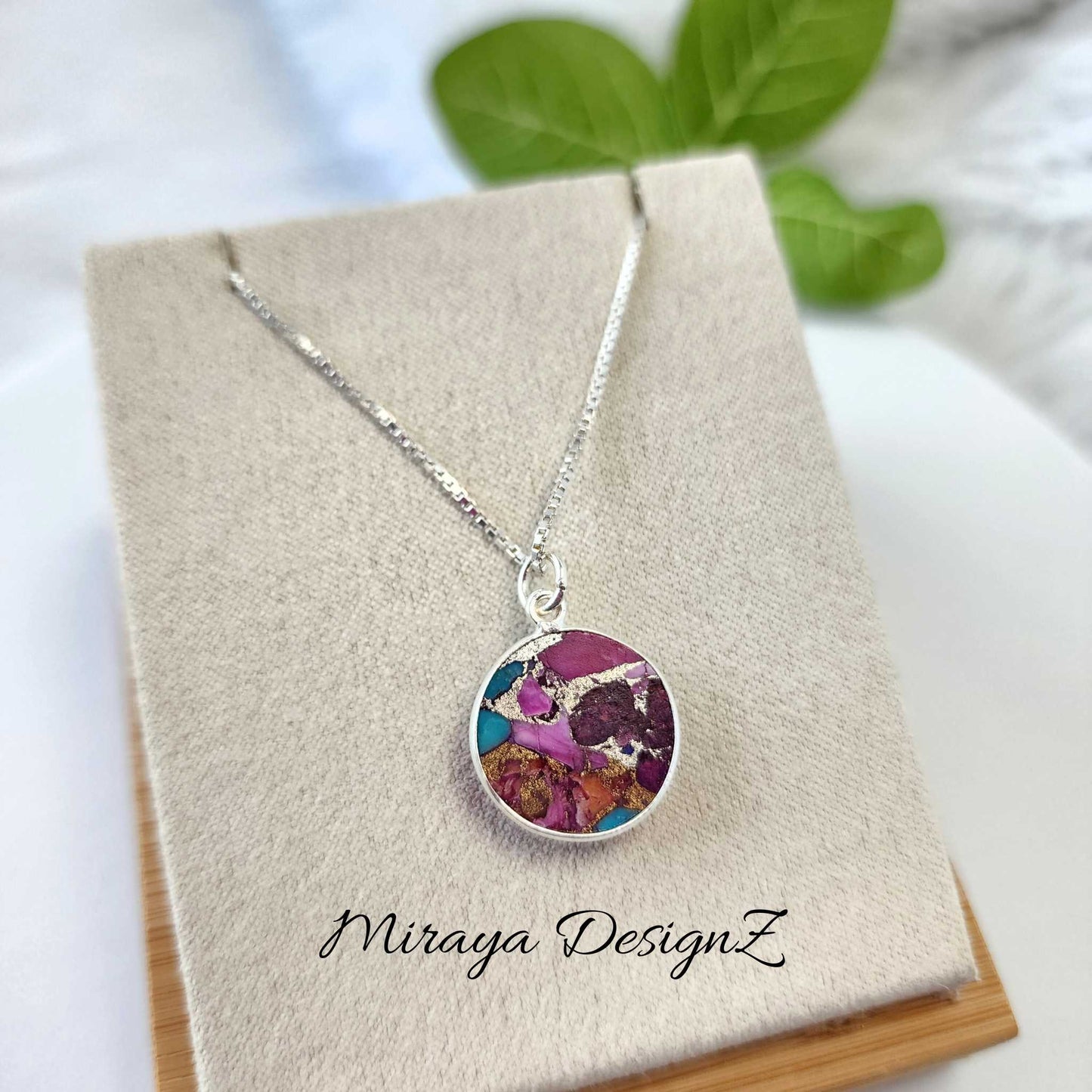 Mixed Pink Oyster Turquoise Necklace - Round