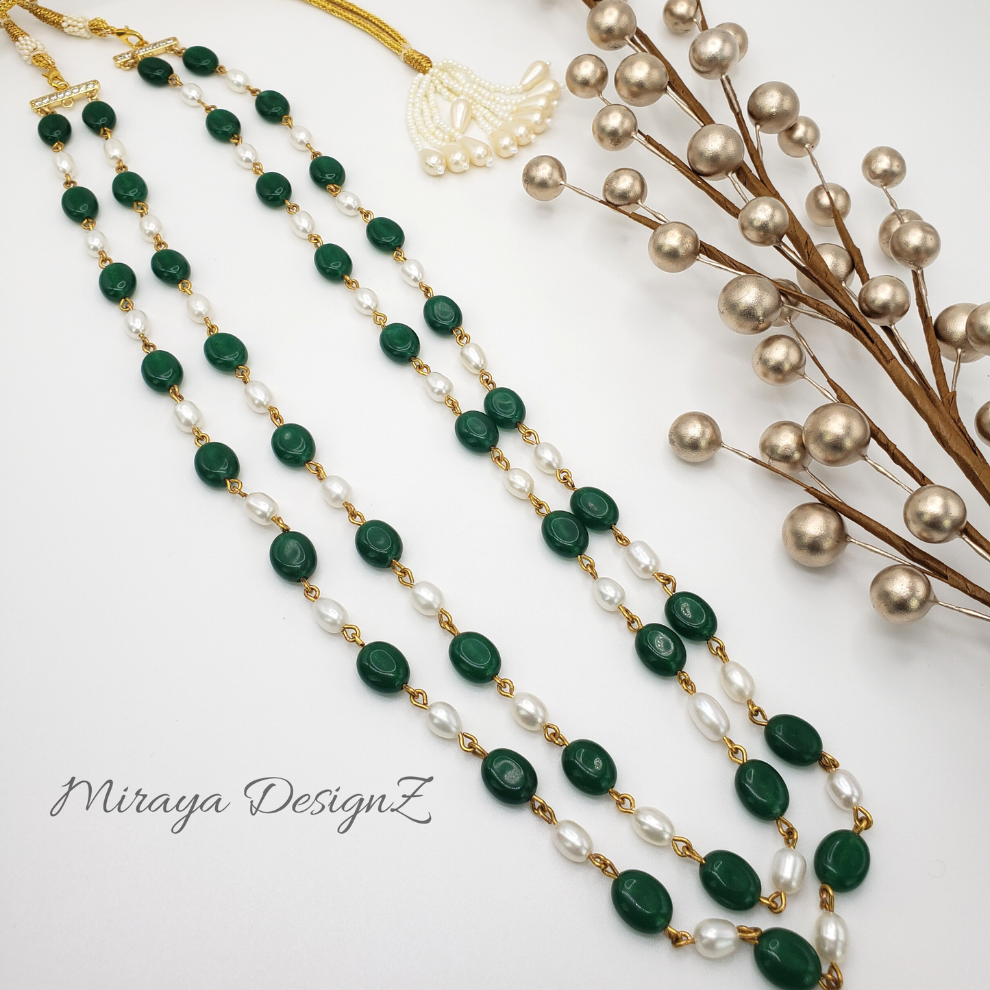 Emerald and Pearl Necklace / Mala
