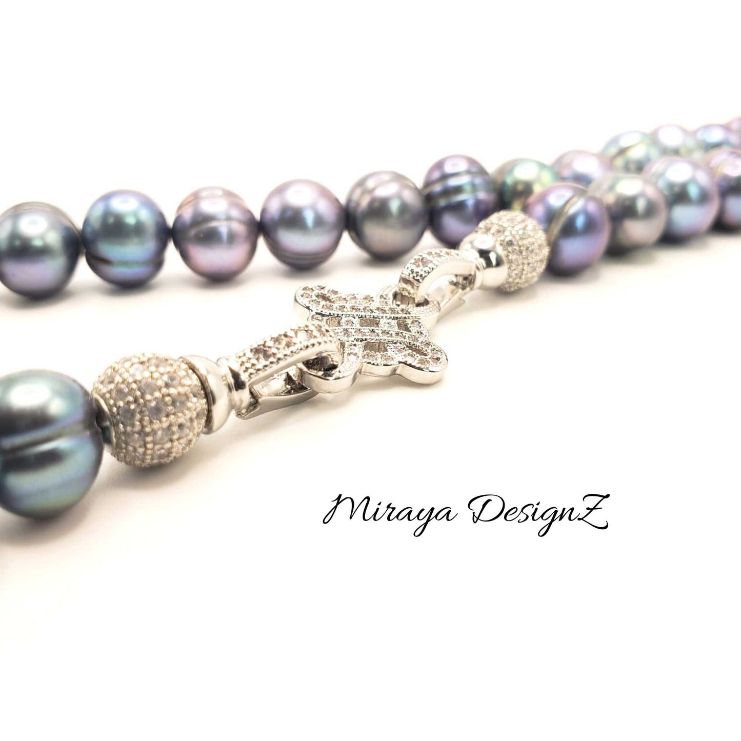 Peacock Pearl Necklace