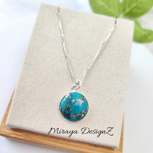 Blue Oyster Turquoise Necklace - Round