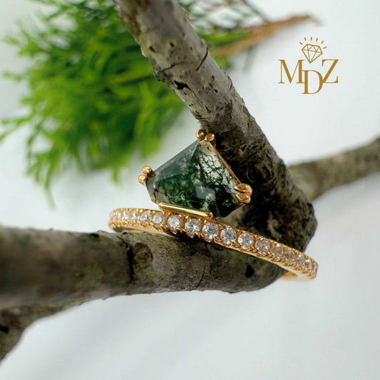 Minimalist Moss Agate Ring