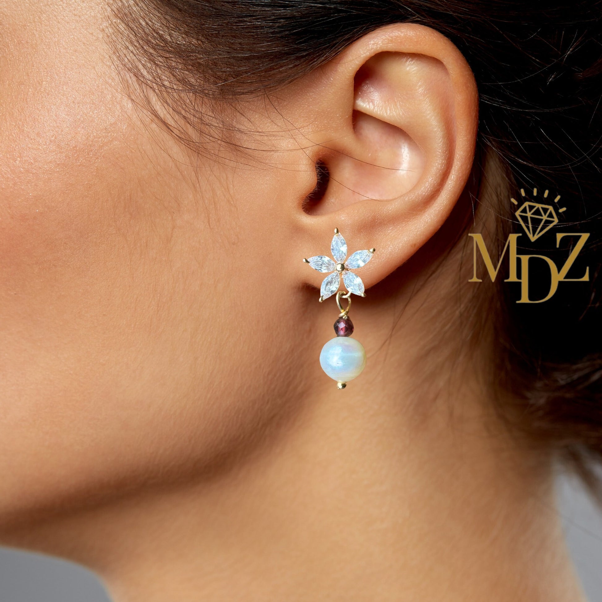 Minimalist Pearl Dangle Earrings