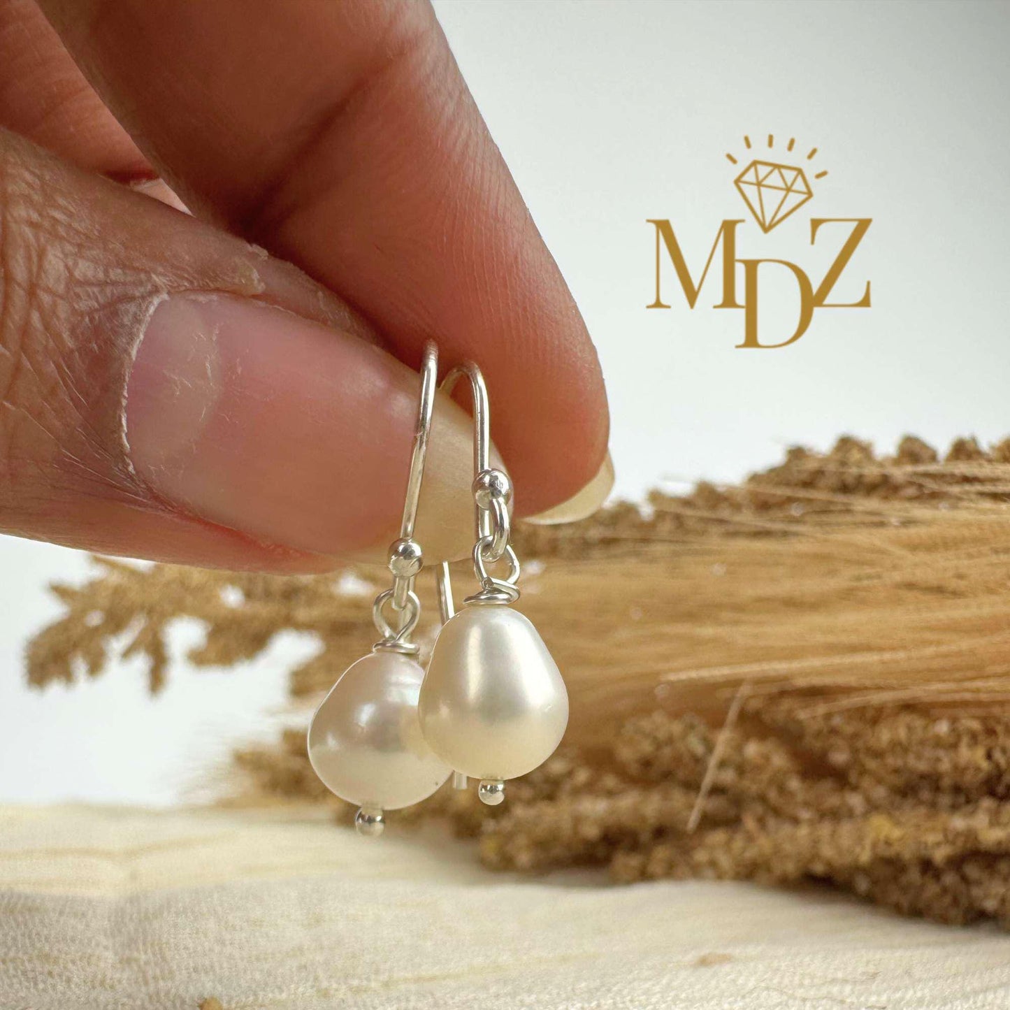 Freshwater Pearl Drops Earring : Simple Work Jewelry, June Birthstone