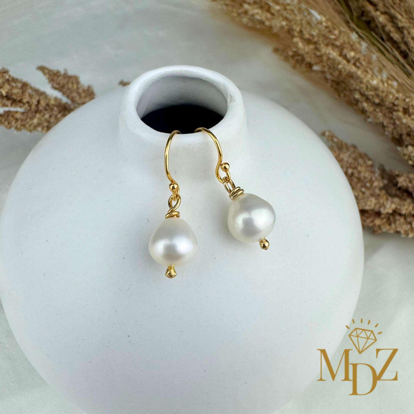 Freshwater Pearl Drops Earring : Simple Work Jewelry, June Birthstone