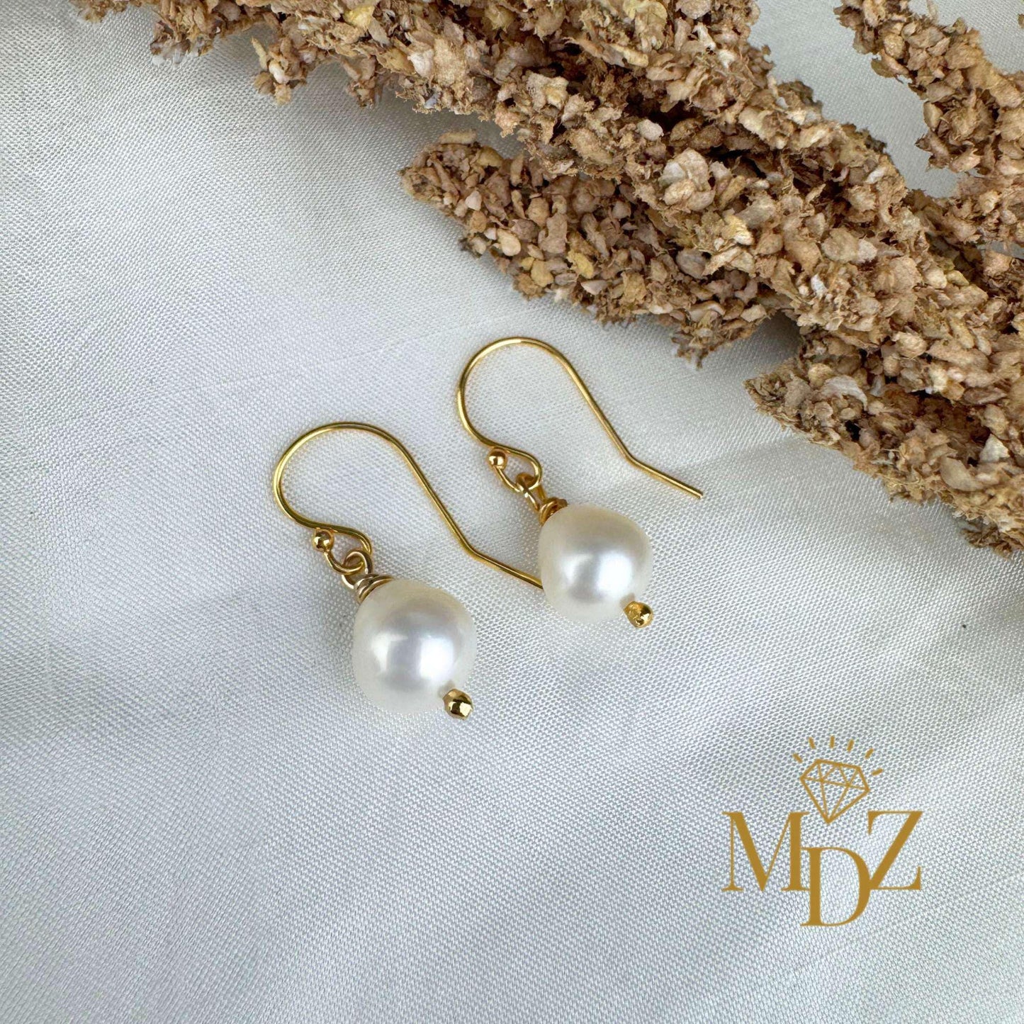 Freshwater Pearl Drops Earring : Simple Work Jewelry, June Birthstone