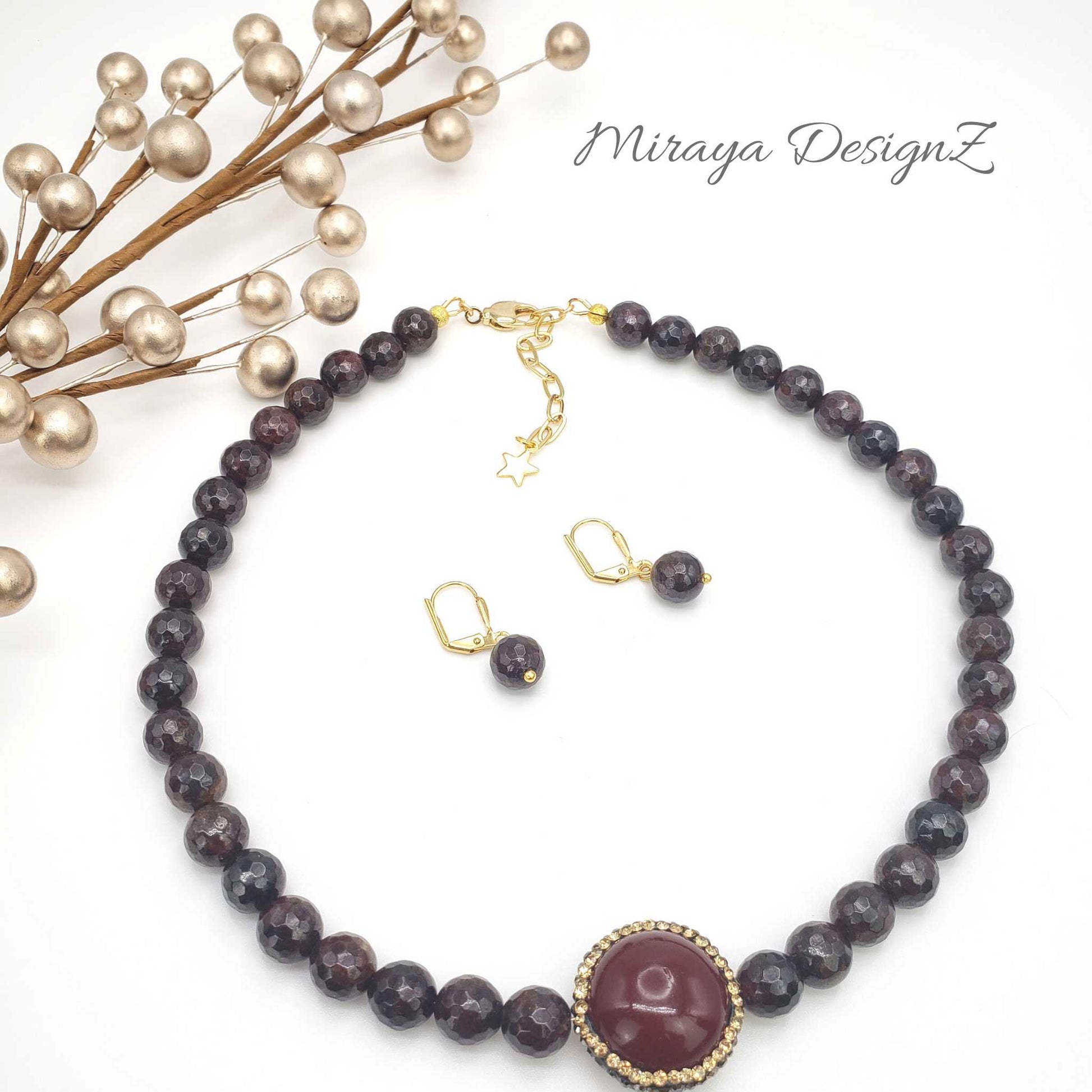 Garnet Choker Necklace